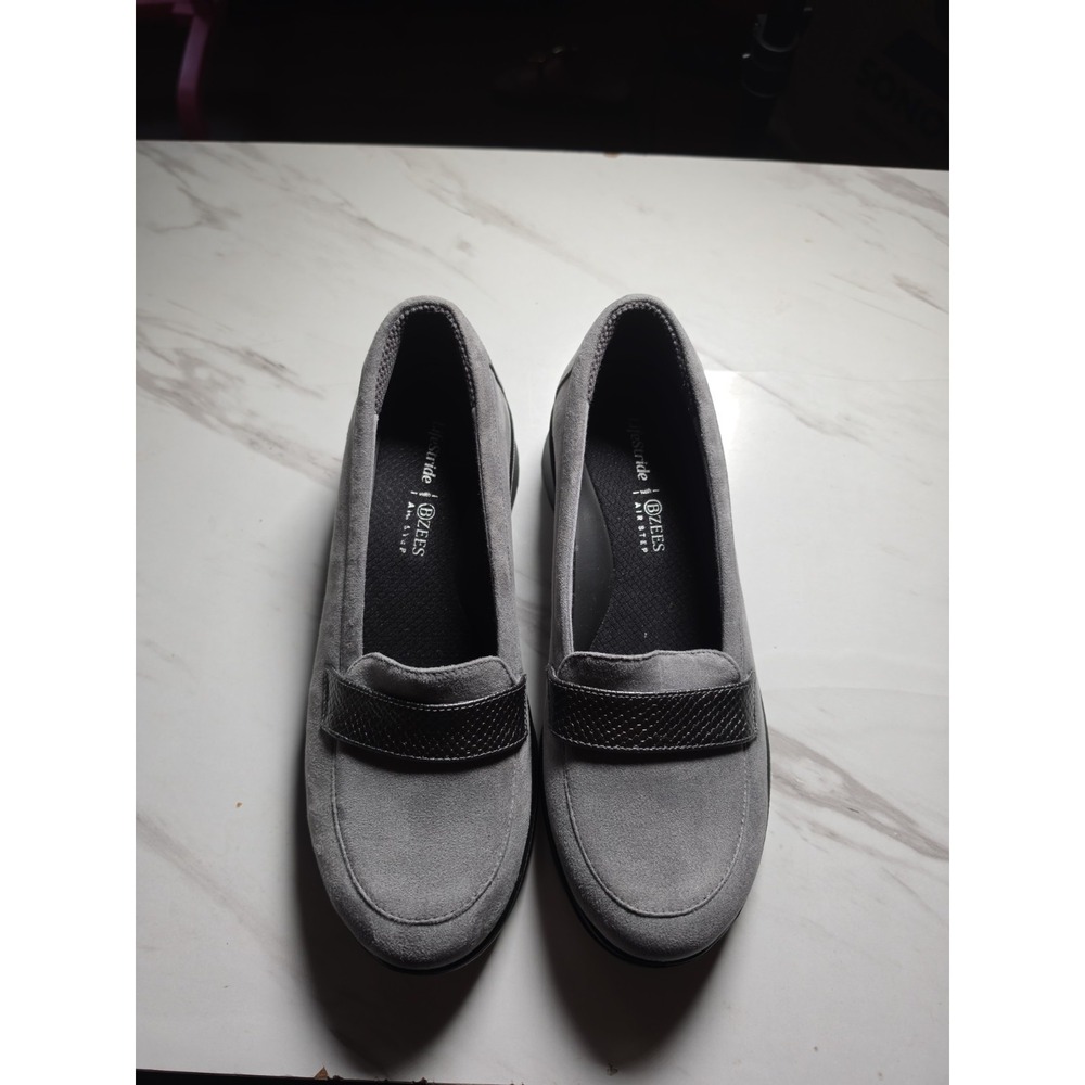 BZees Women's Gamma Wedge Slip On Loafer Gray Size 9 US
